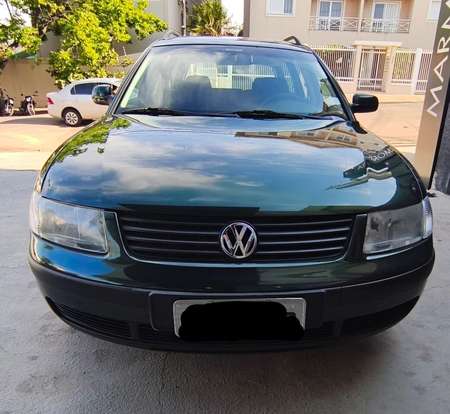 VOLKSWAGEN-PASSAT-1998