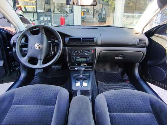 VOLKSWAGEN-PASSAT-1.8 VARIANT 20V GASOLINA 4P AUTOMÁTICO VOLKSWAGEN-PASSAT-1998