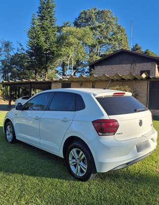 VOLKSWAGEN-POLO-2018