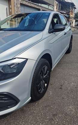 VOLKSWAGEN-POLO-2023