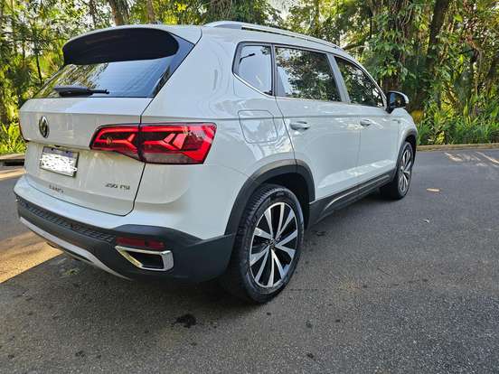 VOLKSWAGEN-TAOS-1.4 250 TSI TOTAL FLEX HIGHLINE AUTOMÁTICO VOLKSWAGEN-TAOS-2022