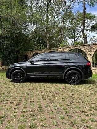 VOLKSWAGEN TIGUAN 2.0 350 TSI GASOLINA ALLSPACE R-LINE 4MOTION DSG
