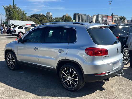 VOLKSWAGEN-TIGUAN-2.0 TSI 16V TURBO GASOLINA 4P TIPTRONIC VOLKSWAGEN-TIGUAN-2013