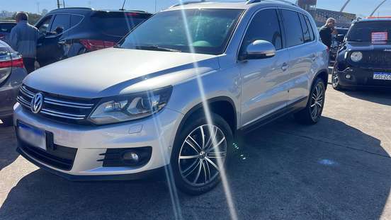VOLKSWAGEN-TIGUAN-2013