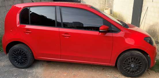 VOLKSWAGEN-UP-2014
