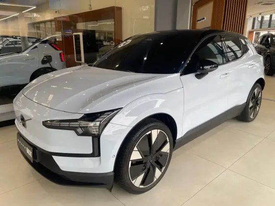 VOLVO EX30 69 KW ELÉTRICO ULTRA