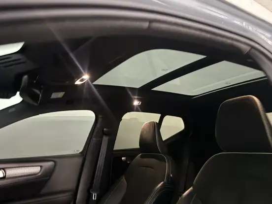 VOLVO-XC40-1.5 T5 RECHARGE R-DESIGN GEARTRONIC VOLVO-XC40-2020