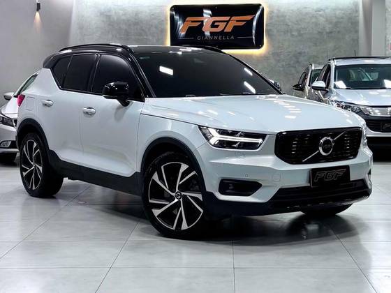 VOLVO XC40 1.5 T5 RECHARGE R-DESIGN GEARTRONIC