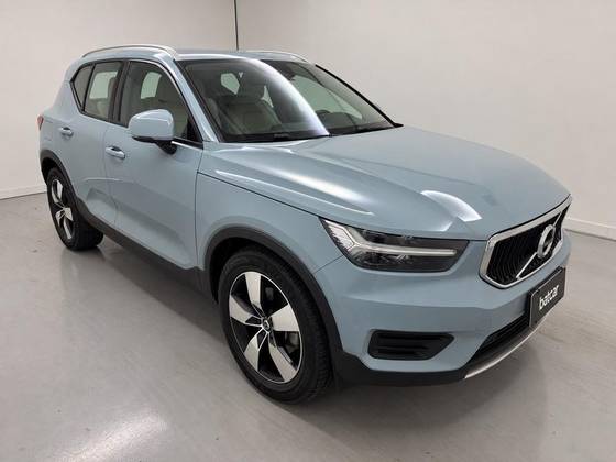 VOLVO XC40 2.0 T5 GASOLINA MOMENTUM AWD GEARTRONIC