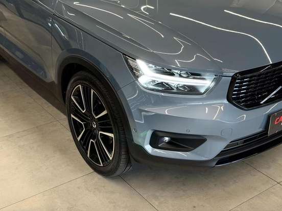 VOLVO-XC40-2.0 T5 GASOLINA R-DESIGN AWD GEARTRONIC VOLVO-XC40-2019