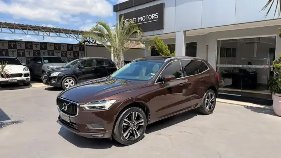 VOLVO XC60 2.0 T5 GASOLINA MOMENTUM AWD GEARTRONIC