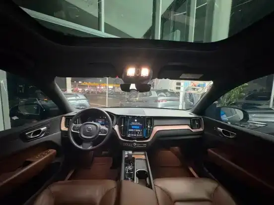 VOLVO-XC60-2.0 T8 RECHARGE PLUS AWD GEARTRONIC VOLVO-XC60-2022
