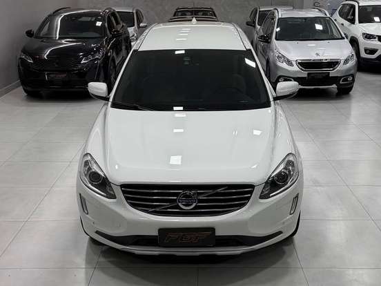 VOLVO-XC60-2.0 T5 MOMENTUM GASOLINA 4P AUTOMÁTICO VOLVO-XC60-2015