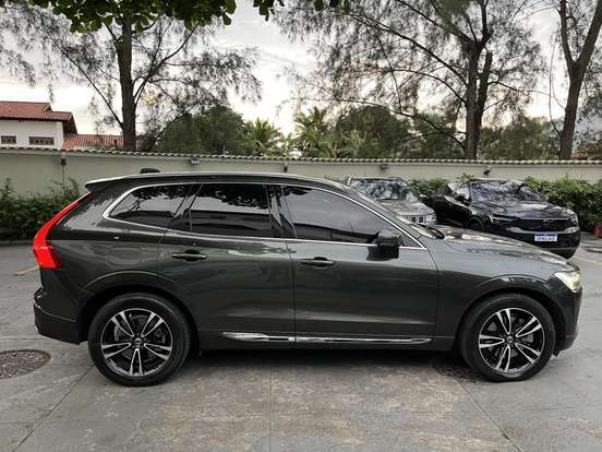 VOLVO-XC60-2.0 T8 HYBRID MOMENTUM AWD GEARTRONIC VOLVO-XC60-2021