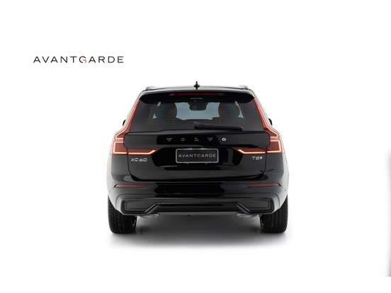 VOLVO-XC60-2025