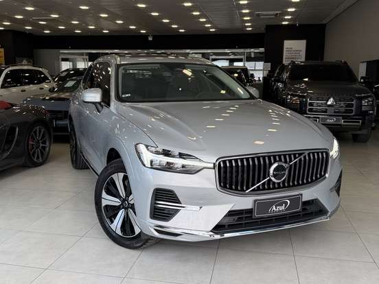 VOLVO-XC60-2022
