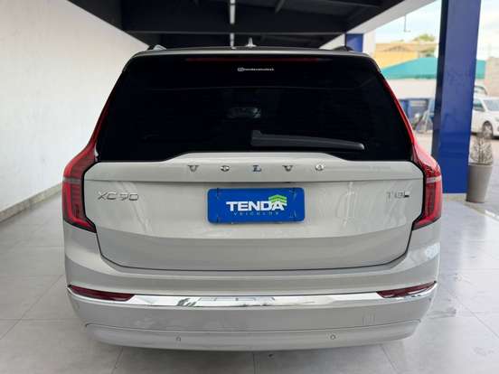VOLVO-XC90-2025