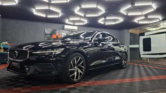 VOLVO-S60-2.0 T4 MOMENTUM GASOLINA 4P AUTOMÁTICO VOLVO-S60-2020
