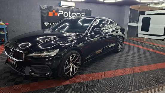 VOLVO-S60-2.0 T4 MOMENTUM GASOLINA 4P AUTOMÁTICO VOLVO-S60-2020