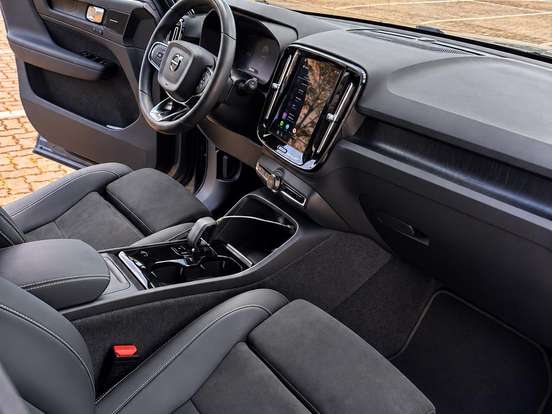 VOLVO-XC40-P8 RECHARGE TWIN ELECTRIC ULTIMATE AWD VOLVO-XC40-2023