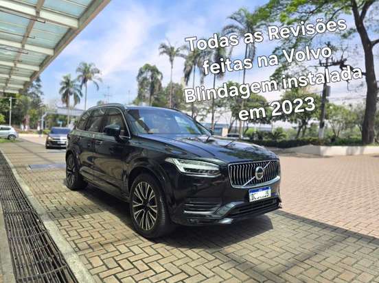 VOLVO-XC90-2019