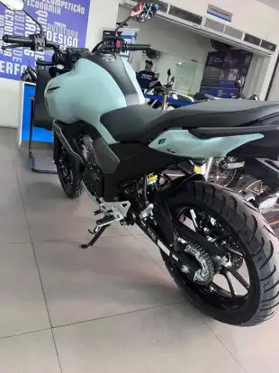YAMAHA-FZ15 FAZER CONNECTED ABS-2026