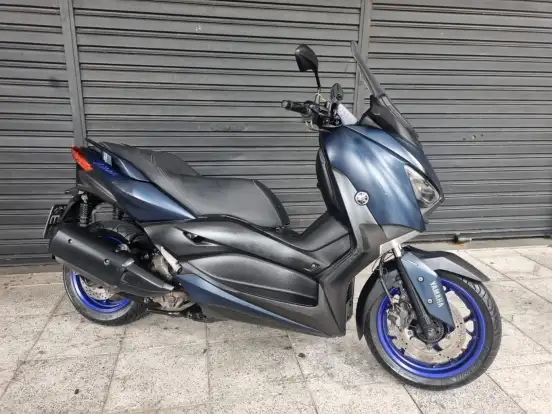 YAMAHA-XMAX ABS-2023