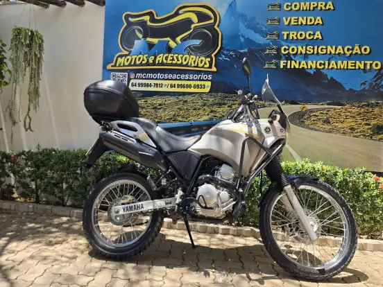 YAMAHA-XTZ 250 TÉNÉRÉ YAMAHA-XTZ 250 TÉNÉRÉ-2015