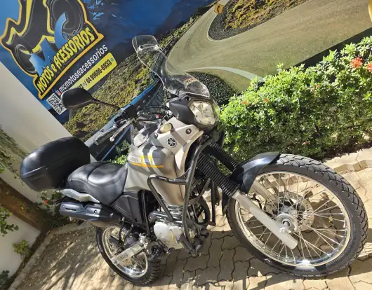 YAMAHA-XTZ 250 TÉNÉRÉ-2015