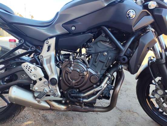 YAMAHA-MT-07-2016
