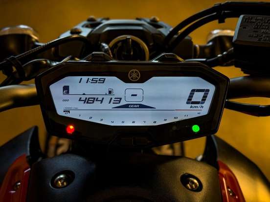 YAMAHA-MT-07 YAMAHA-MT-07-2015