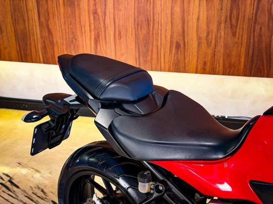 YAMAHA-MT-07-2015