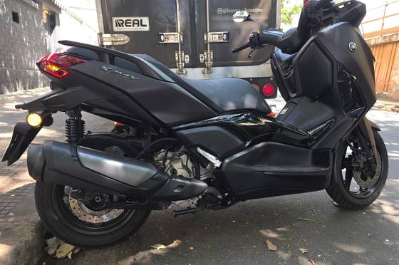 YAMAHA XMAX 300 CONNECTED ABS 