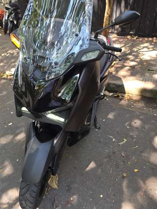 YAMAHA-XMAX 300 CONNECTED ABS-2026