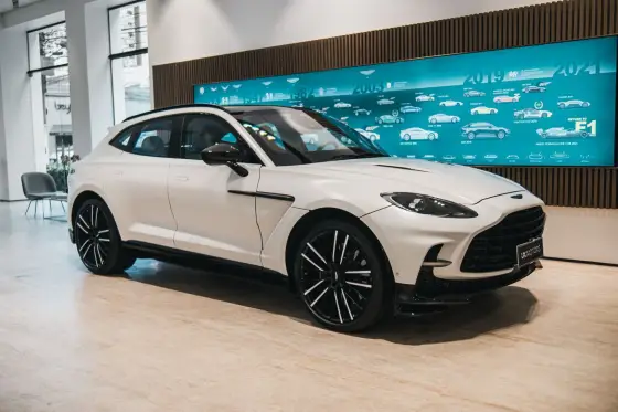 Aston Martin DBX707 4.0 V8 Turbo Gasolina  Automático