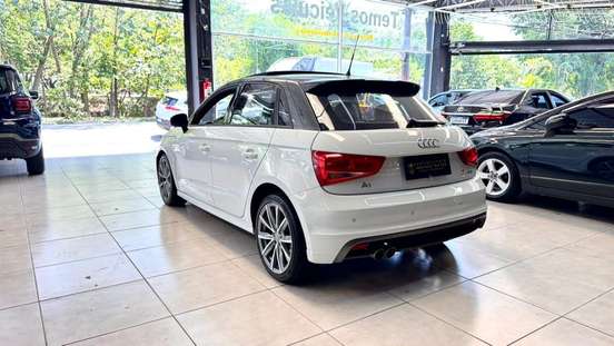 AUDI-A1-2014