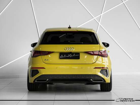 AUDI-A3-2021