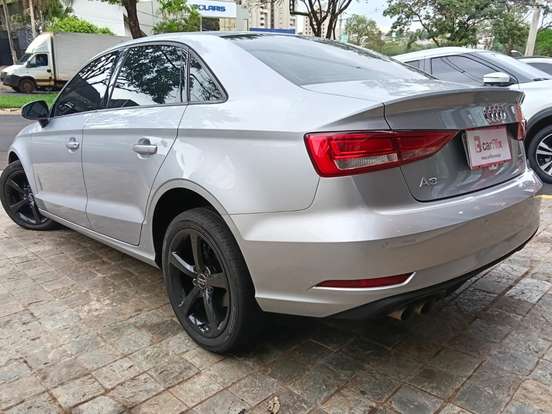 AUDI-A3-2017