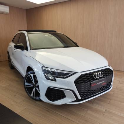 AUDI A3 2.0 40 TFSI MHEV SPORTBACK PERFORMANCE BLACK S-TRONIC