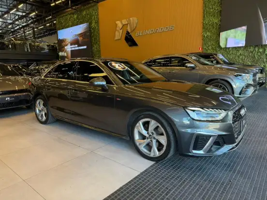 AUDI-A4-2021
