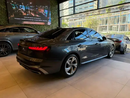 AUDI-A4-2.0 TFSI GASOLINA PRESTIGE PLUS S TRONIC AUDI-A4-2021