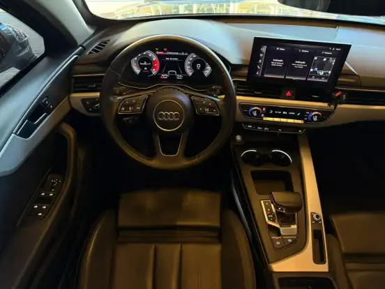 AUDI-A4-2021