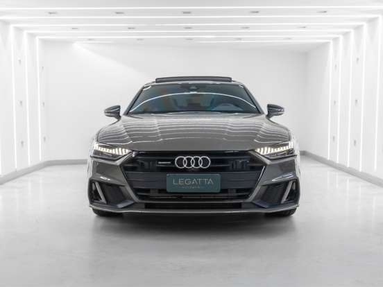 AUDI-A7-2021