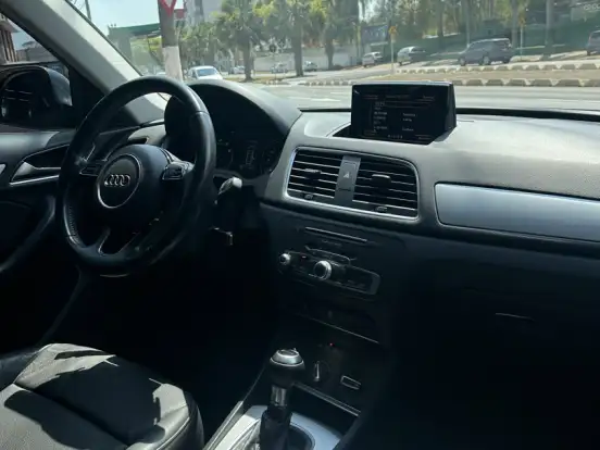 AUDI-Q3-1.4 TFSI ATTRACTION GASOLINA 4P S TRONIC AUDI-Q3-2016