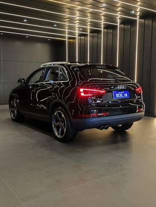 AUDI-Q3-2018