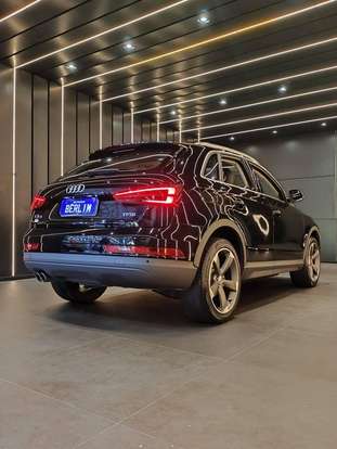AUDI-Q3-2018