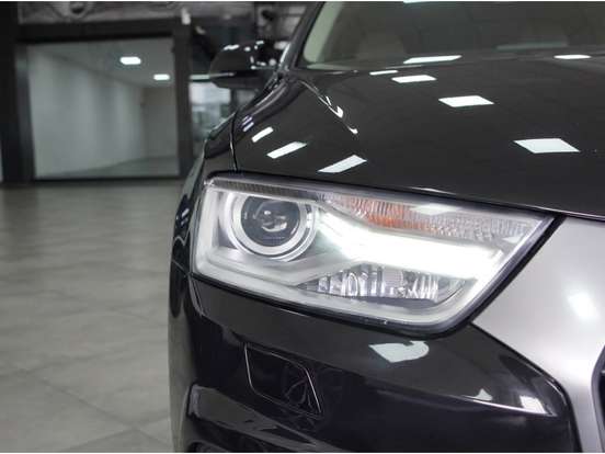 AUDI-Q3-2018