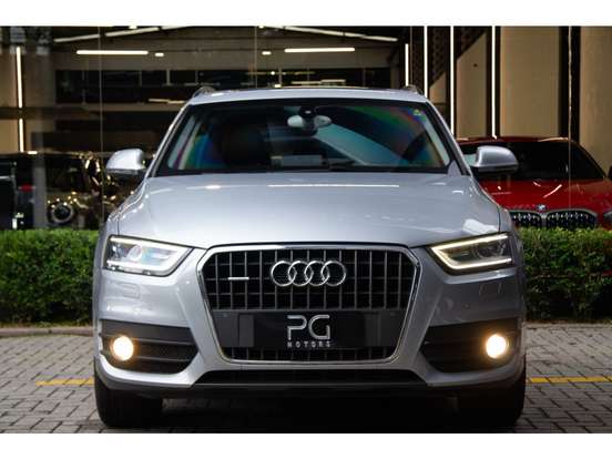 AUDI-Q3-2015
