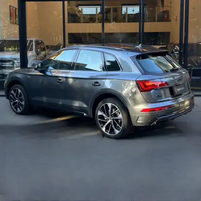 AUDI-Q5-2024