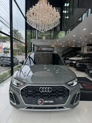 AUDI-Q5-2024
